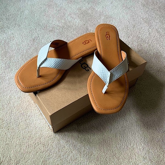 UGG Shoes - NEW UGG TUOLUMNE  Leather Sandal, white, size 8